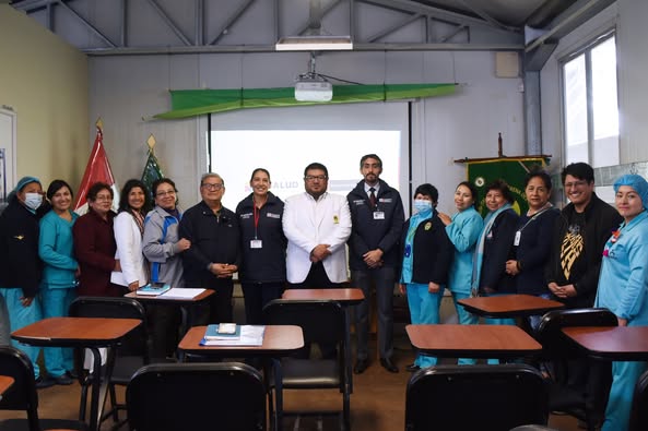 𝗛𝗢𝗦𝗣𝗜𝗧𝗔𝗟 𝗔𝗡𝗧𝗢𝗡𝗜𝗢 𝗟𝗢𝗥𝗘𝗡𝗔 𝗥𝗘𝗖𝗜𝗕𝗘 𝗩𝗜𝗦𝗜𝗧𝗔 𝗗𝗘 𝗦𝗨𝗦𝗔𝗟𝗨𝗗 𝗣𝗔𝗥𝗔 𝗙𝗢𝗥𝗧𝗔𝗟𝗘𝗖𝗘𝗥 𝗟𝗔 𝗔𝗧𝗘𝗡𝗖𝗜Ó𝗡 𝗔 𝗟𝗢𝗦 𝗣𝗔𝗖𝗜𝗘𝗡𝗧𝗘𝗦