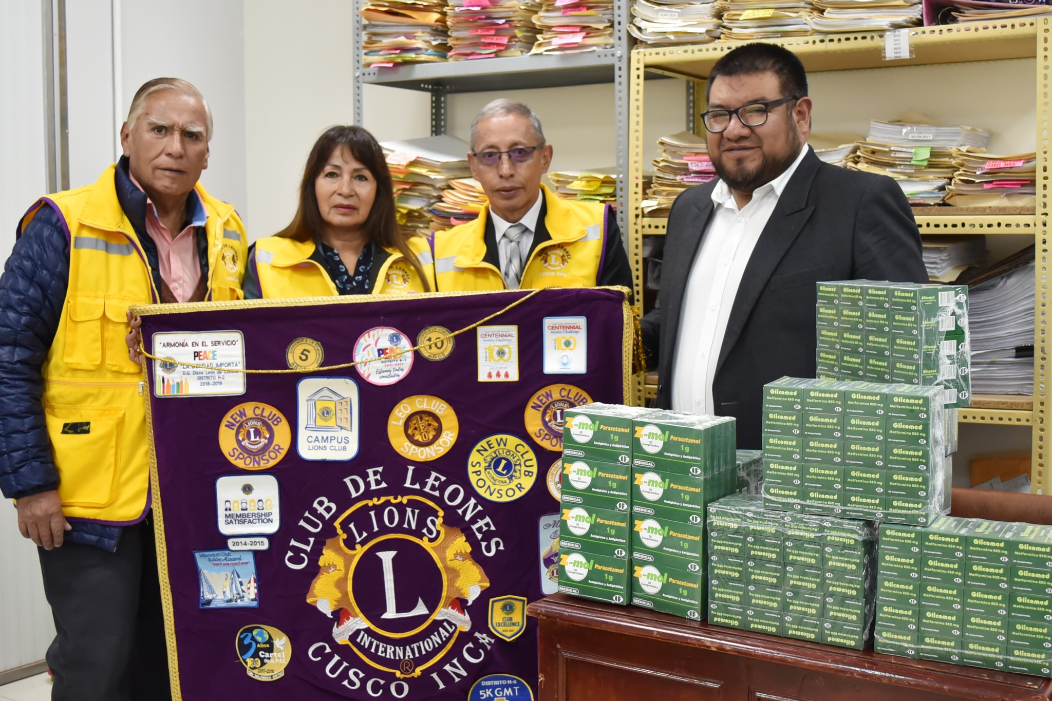 𝗛𝗢𝗦𝗣𝗜𝗧𝗔𝗟 𝗔𝗡𝗧𝗢𝗡𝗜𝗢 𝗟𝗢𝗥𝗘𝗡𝗔 𝗥𝗘𝗖𝗜𝗕𝗘 𝗗𝗢𝗡𝗔𝗖𝗜Ó𝗡 𝗗𝗘 𝗠𝗘𝗗𝗜𝗖𝗔𝗠𝗘𝗡𝗧𝗢𝗦 𝗚𝗥𝗔𝗖𝗜𝗔𝗦 𝗔𝗟 𝗖𝗟𝗨𝗕 𝗗𝗘 𝗟𝗘𝗢𝗡𝗘𝗦 𝗖𝗨𝗦𝗖𝗢 𝗜𝗡𝗖𝗔
